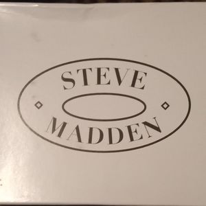 Steve Madden never worn Philip Leopard 8.5 shoes